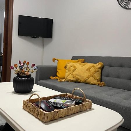Gl House Leilighet Asproválta Eksteriør bilde